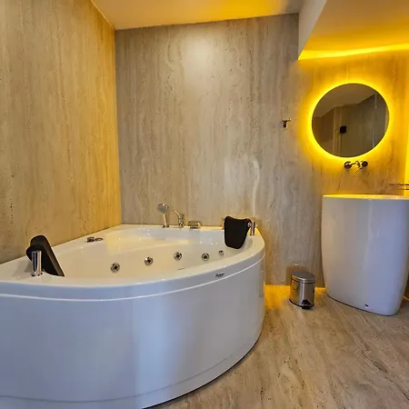 Sulara Exclusive Lounge Bistro Апарт-отель *